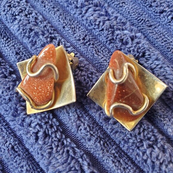 Abstract Goldstone Clip Earrings Amber Adventurine Copper Wire Vintage Mod Retro - Picture 6 of 16